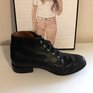 Black Ariat Ankle Boots lace up 9.5